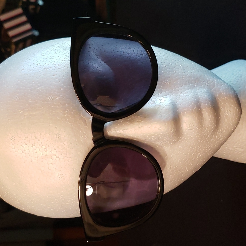 Black sunglasses